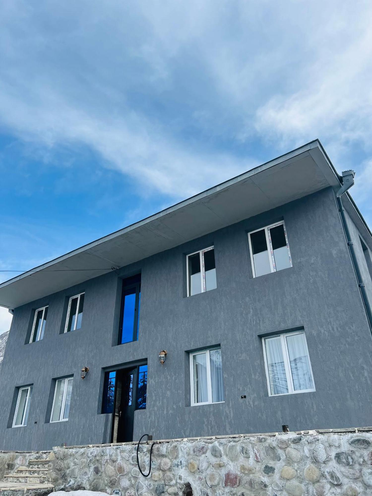 Kazbegi Palace Exterior foto